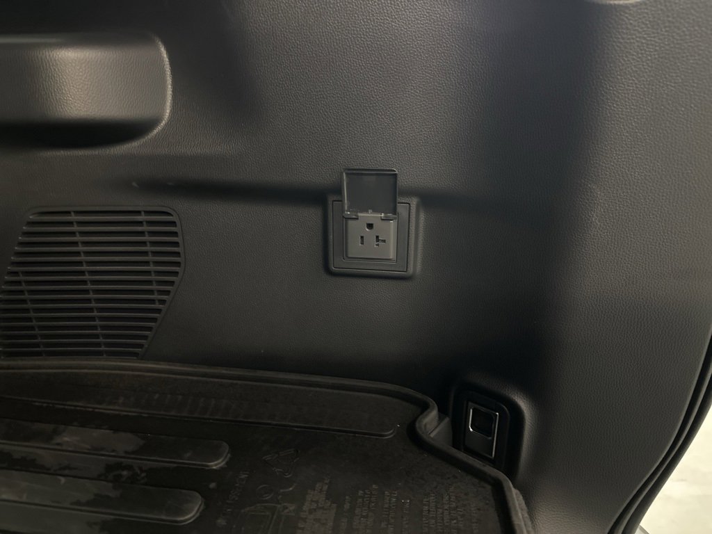 Used 2026 Toyota Land Cruiser image 33