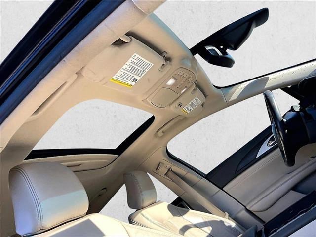 Used 2020 Lincoln MKZ Reserve image 17