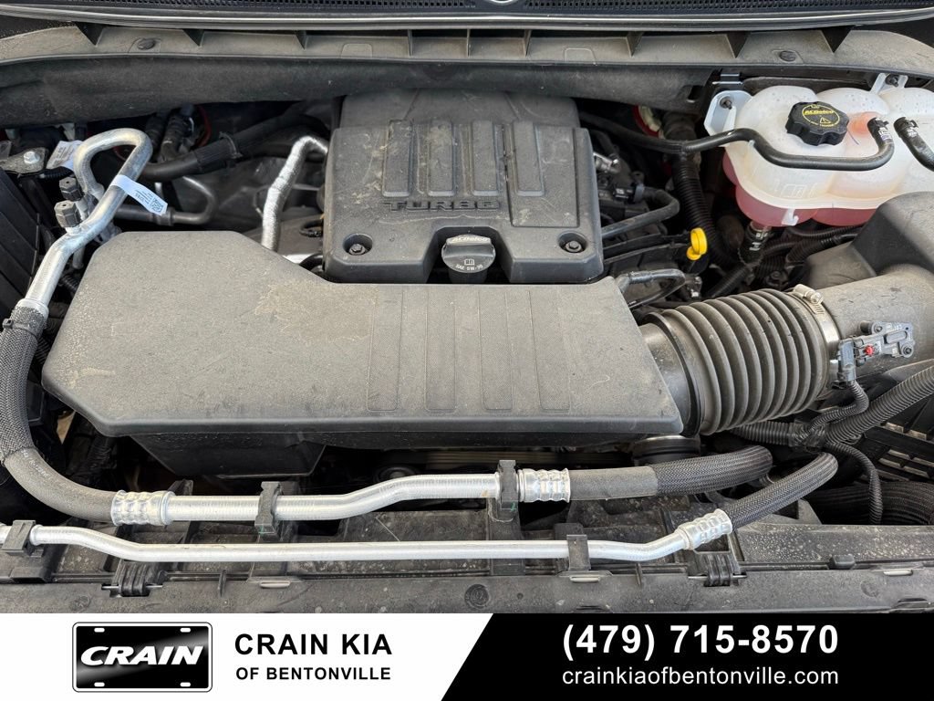 Used 2025 Chevrolet Silverado 1500 Custom Trail Boss AWD/4WD image 32