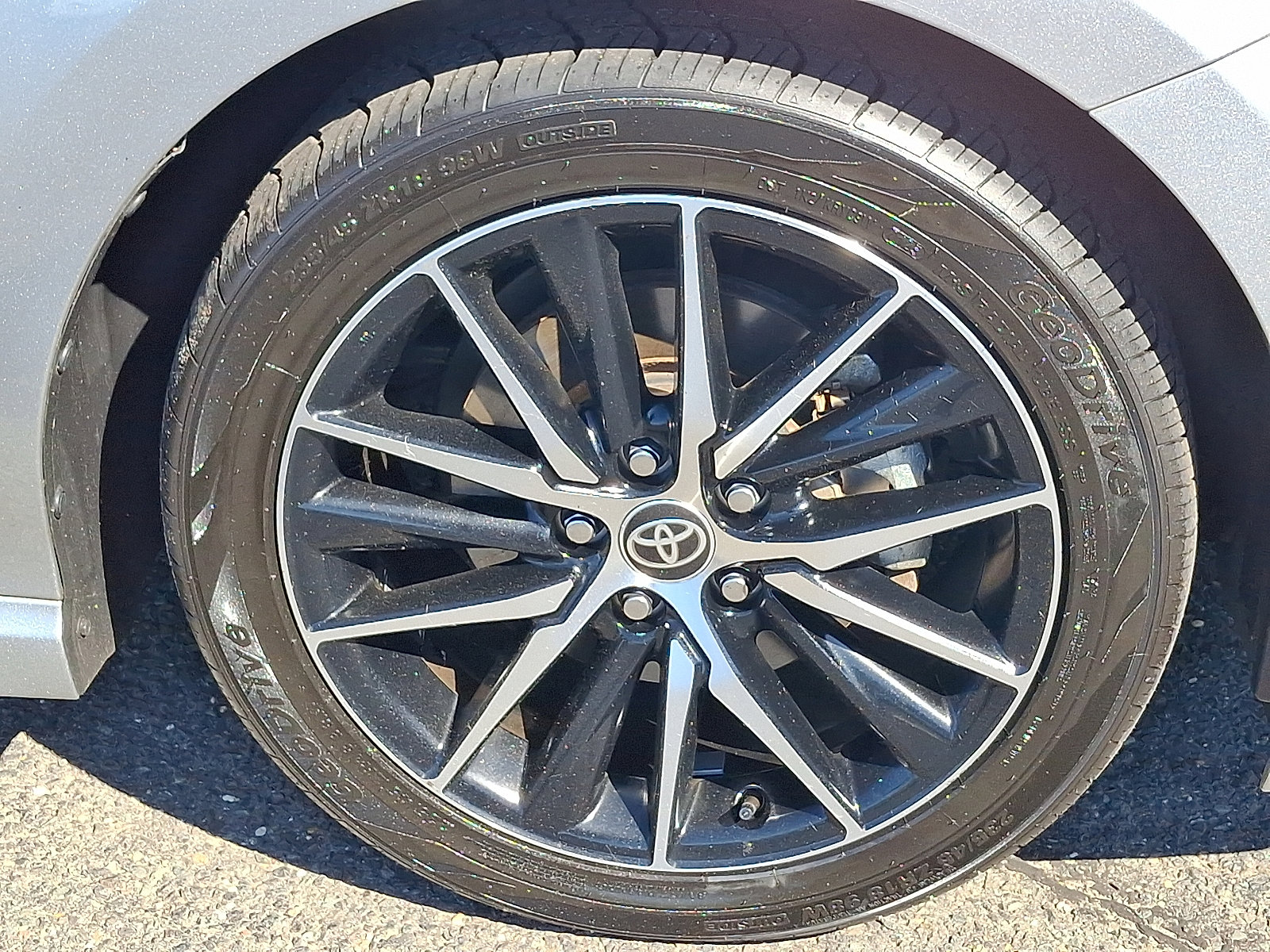 Certified 2023 Toyota Camry SE image 9