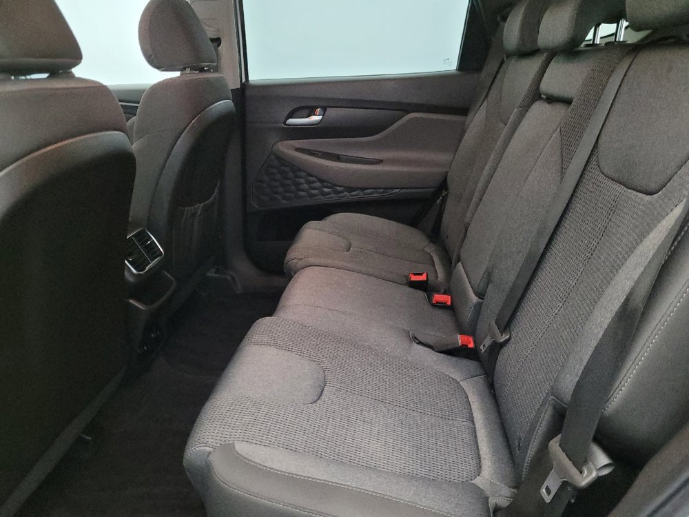 Used 2019 Hyundai Santa Fe SE image 18