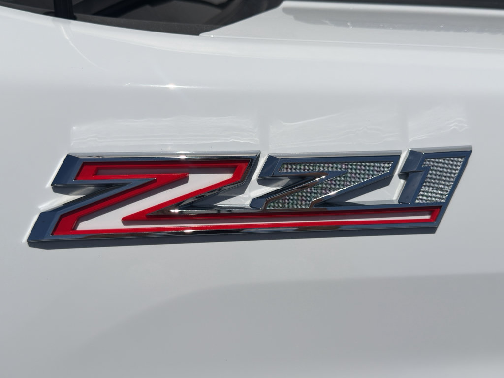 Used 2021 Chevrolet Silverado 2500 LTZ w/ LTZ Convenience Package AWD/4WD image 11