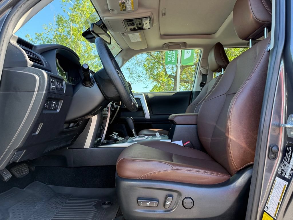 Certified 2022 Toyota 4Runner Limited AWD/4WD image 12