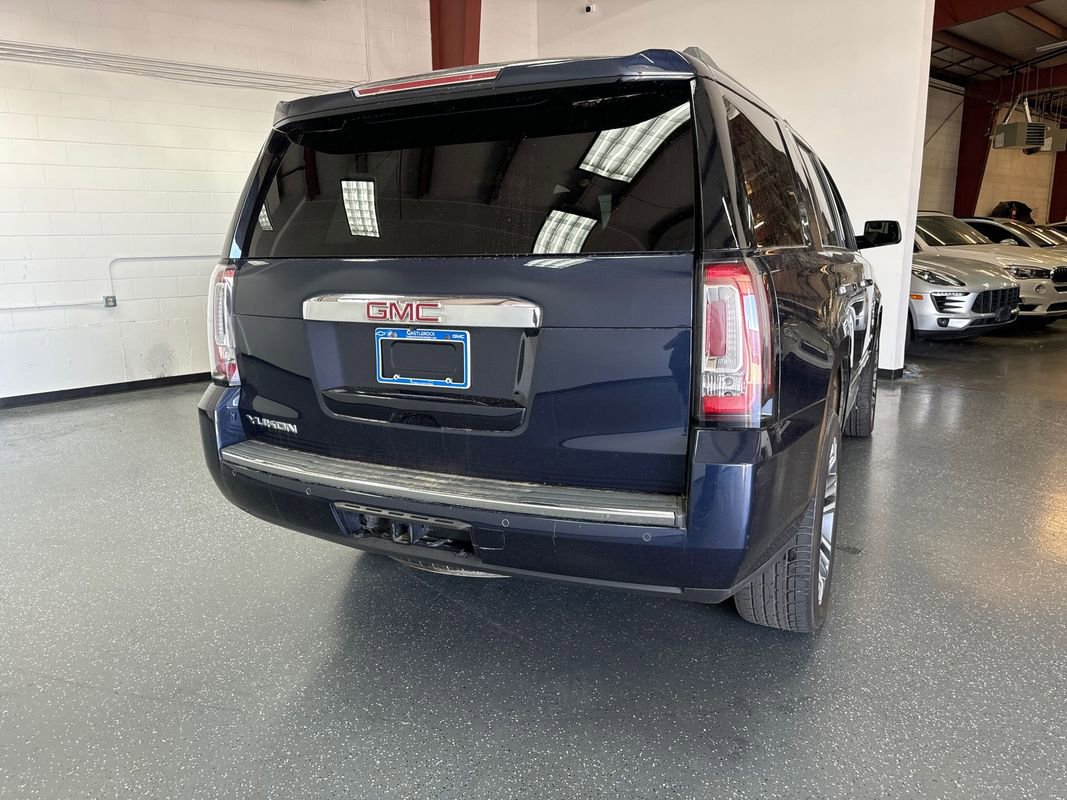 Used 2019 GMC Yukon Denali w/ Denali Ultimate Package AWD/4WD image 4