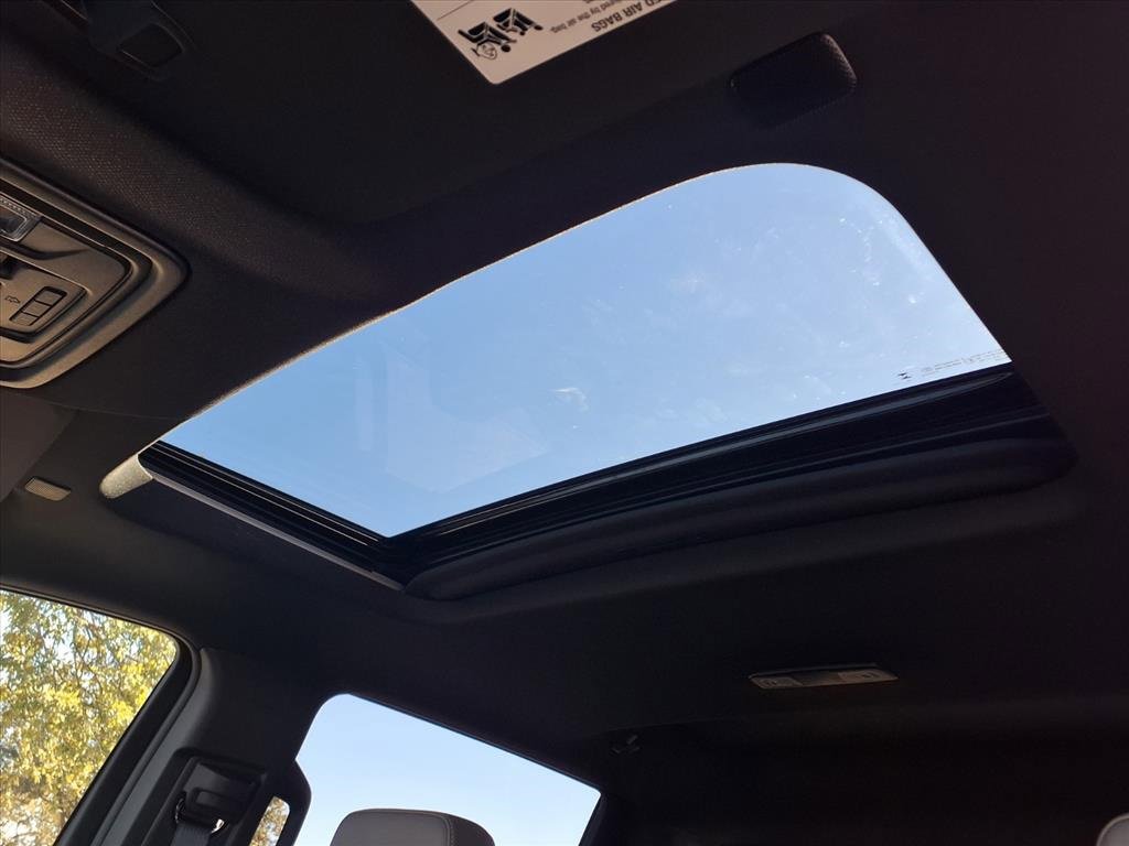 New 2026 Chevrolet Silverado 2500 ZR2 image 9