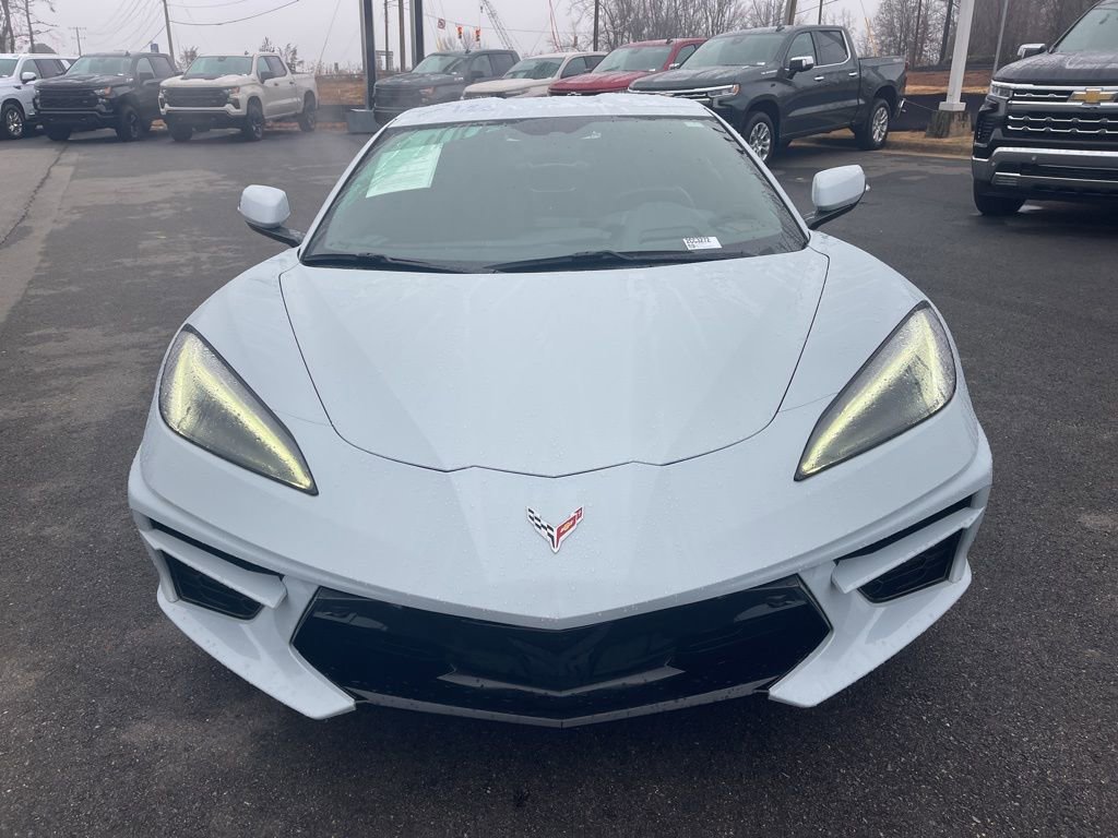 Used 2021 Chevrolet Corvette Stingray Preferred Cpe w/ Chrome Exterior Badge Package image 8