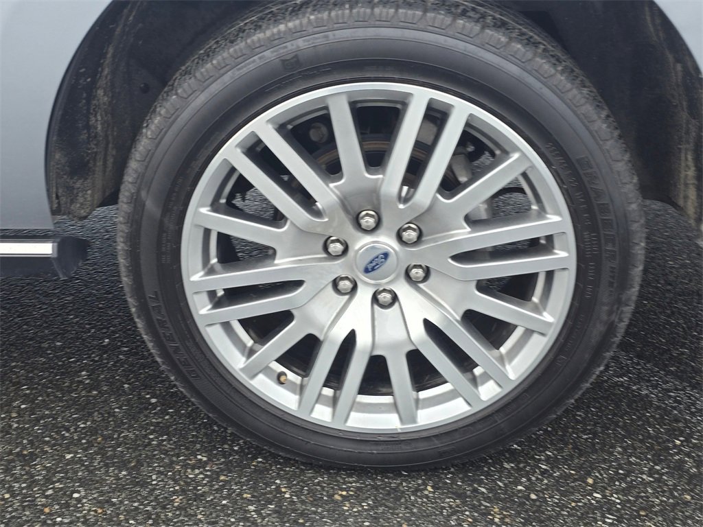 Used 2024 Ford Expedition Limited image 9