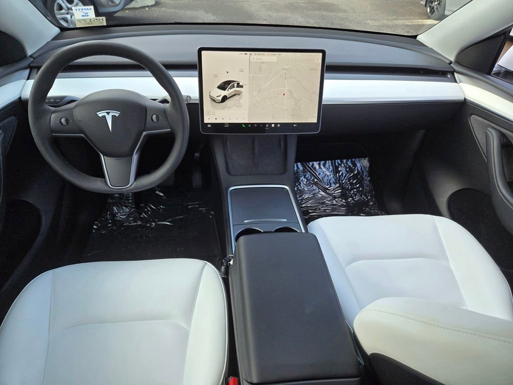 Used 2023 Tesla Model Y Long Range image 15