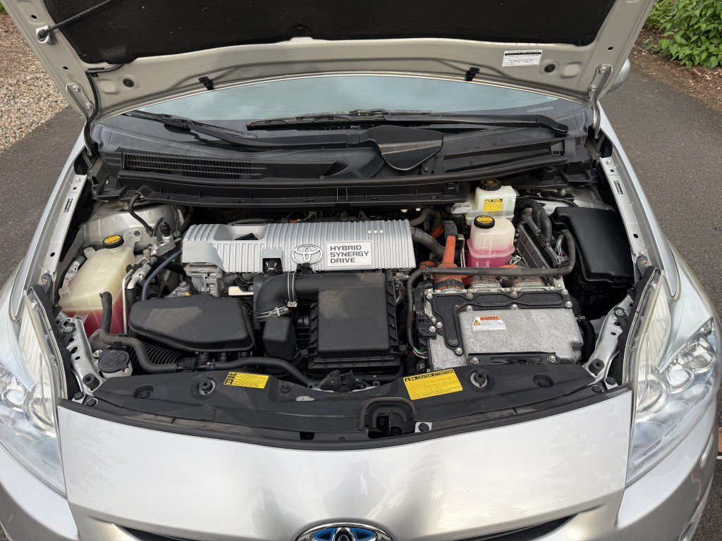 Used 2010 Toyota Prius Five FWD image 30