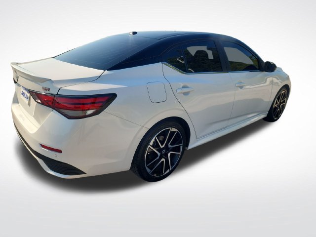 Used 2024 Nissan Sentra SR FWD image 5