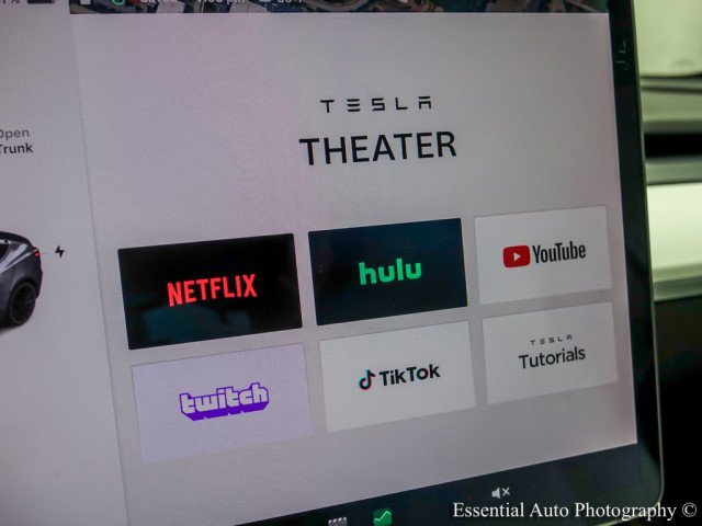 Used 2021 Tesla Model 3 Performance image 23