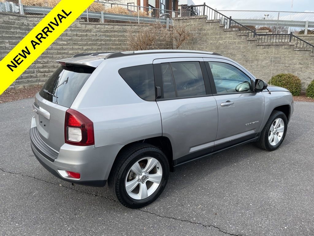 Used 2016 Jeep Compass Sport w/ Power Value Group image 9