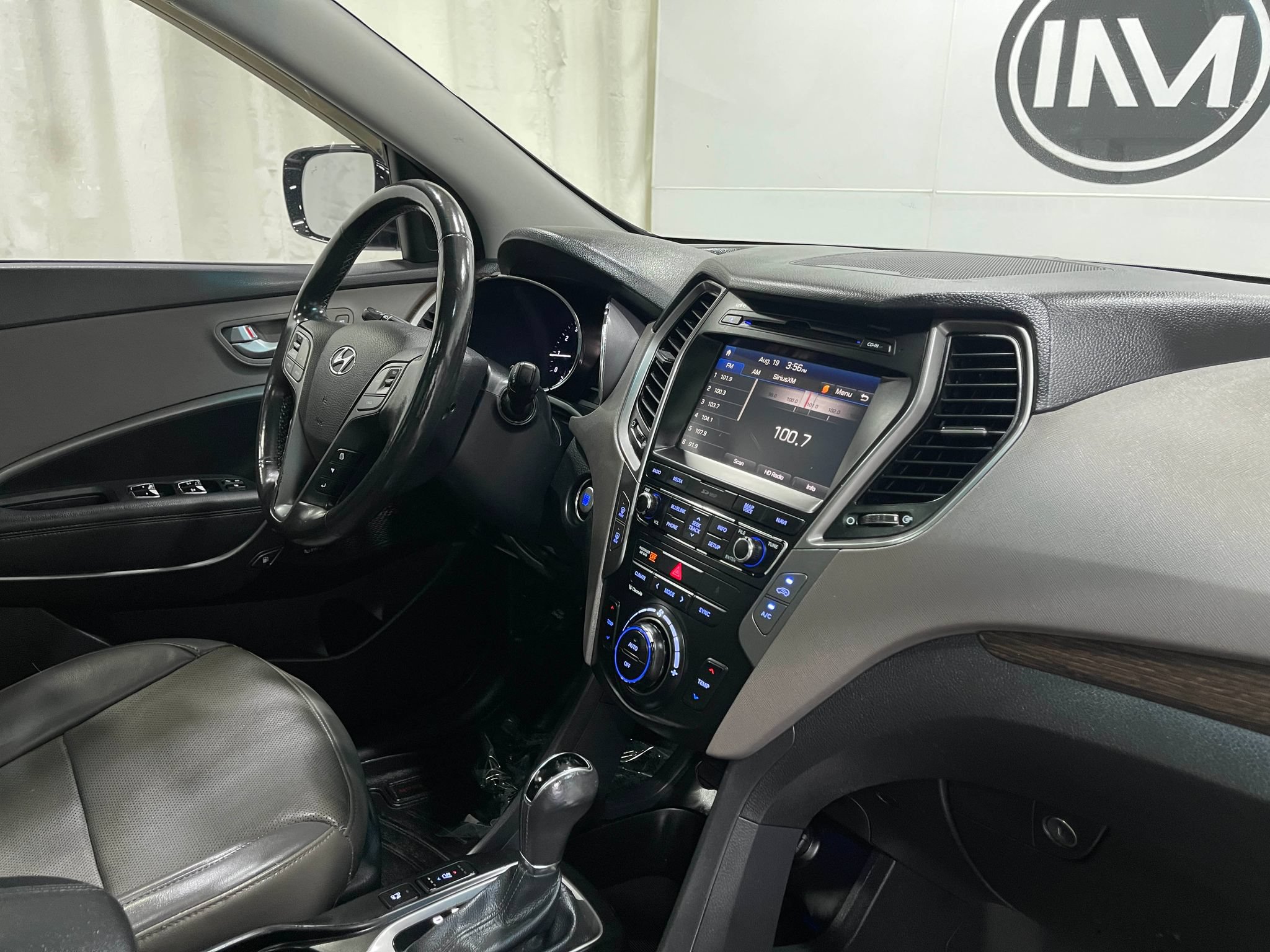 Used 2017 Hyundai Santa Fe Sport FWD image 20