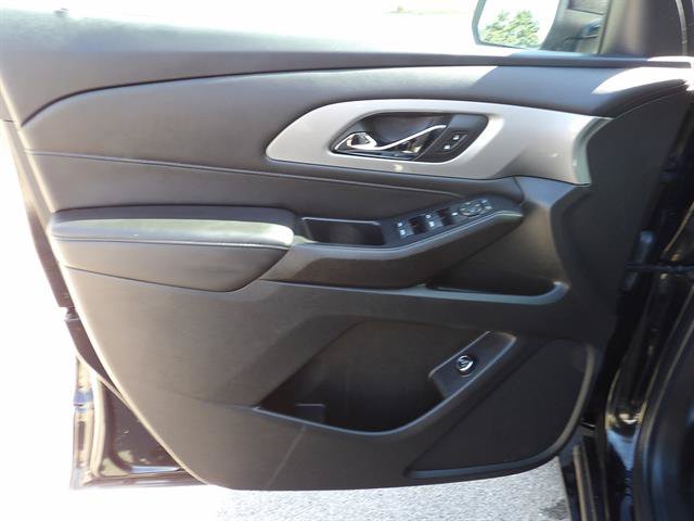 Used 2022 Chevrolet Traverse LT AWD/4WD image 12