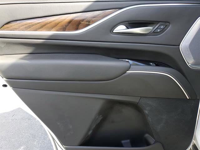 Certified 2023 Cadillac Escalade Sport Platinum w/ LPO, ONYX Package AWD/4WD image 34