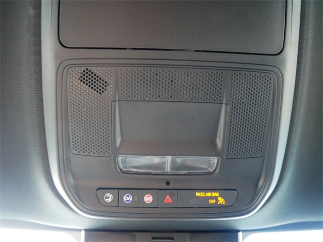 Certified 2025 Chevrolet Traverse LT image 19