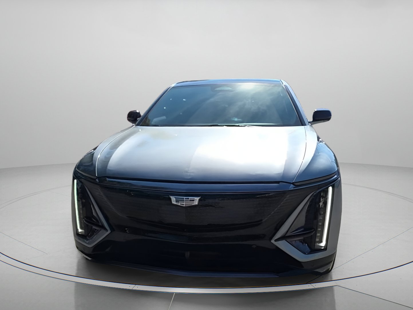 Used 2024 Cadillac Lyriq Sport image 8