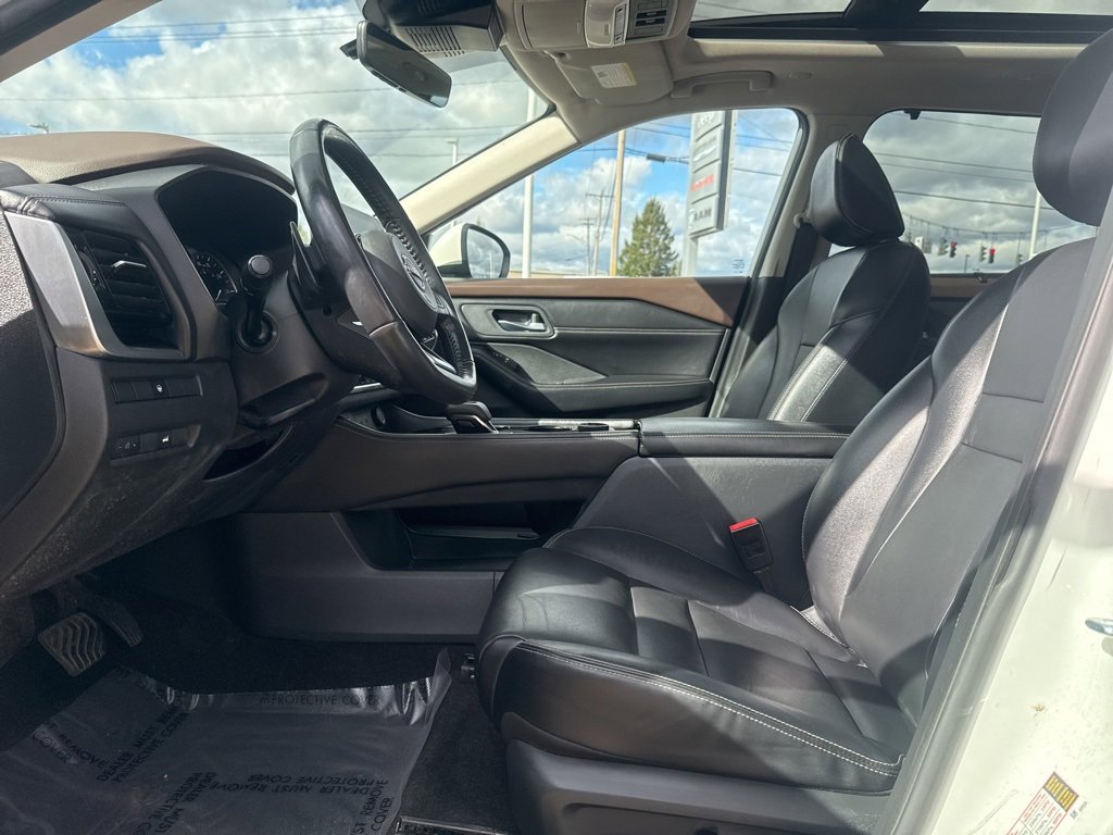 Used 2022 Nissan Rogue SL w/ SL Premium Package image 23