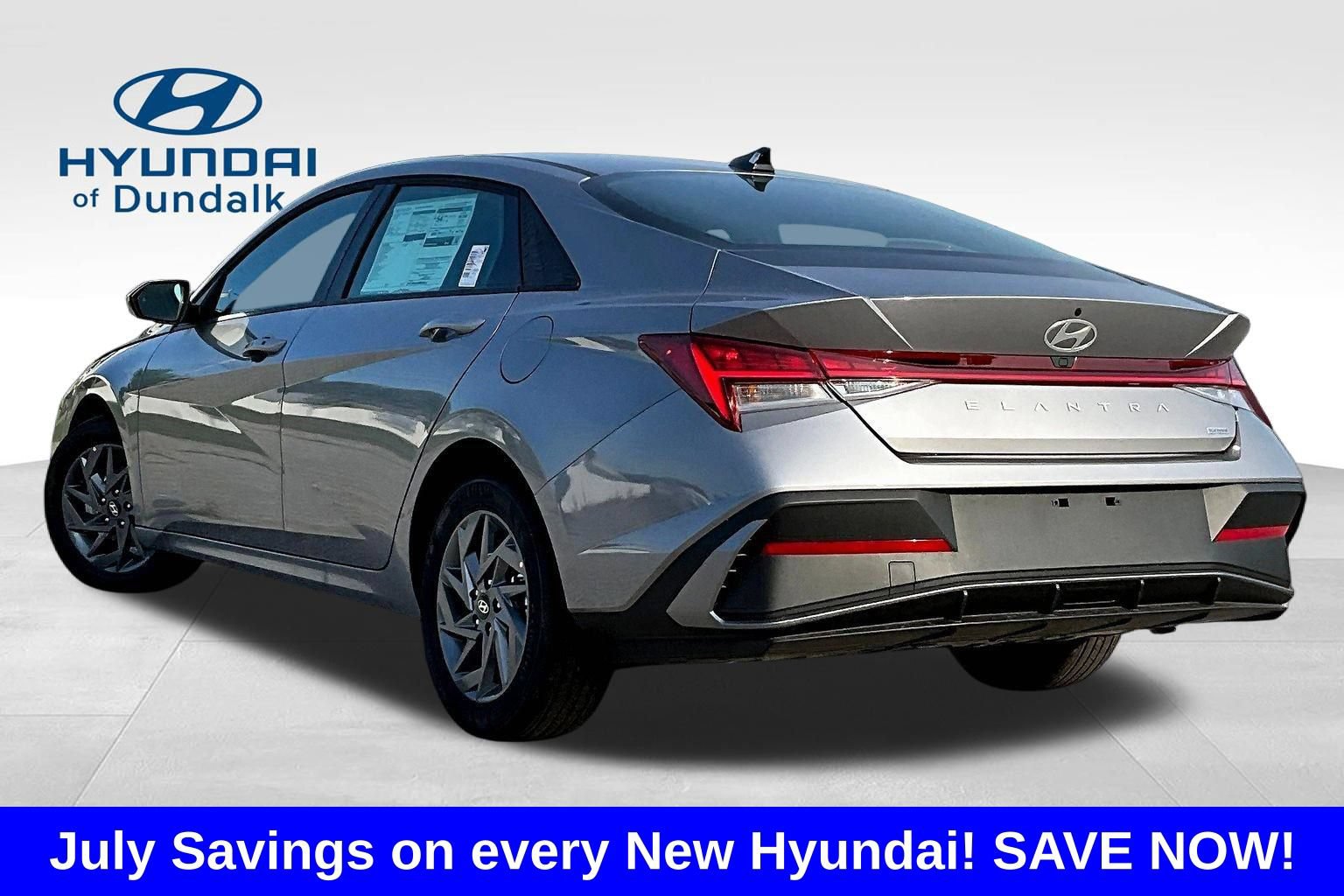 New 2026 Hyundai Elantra Hybrid FWD image 3