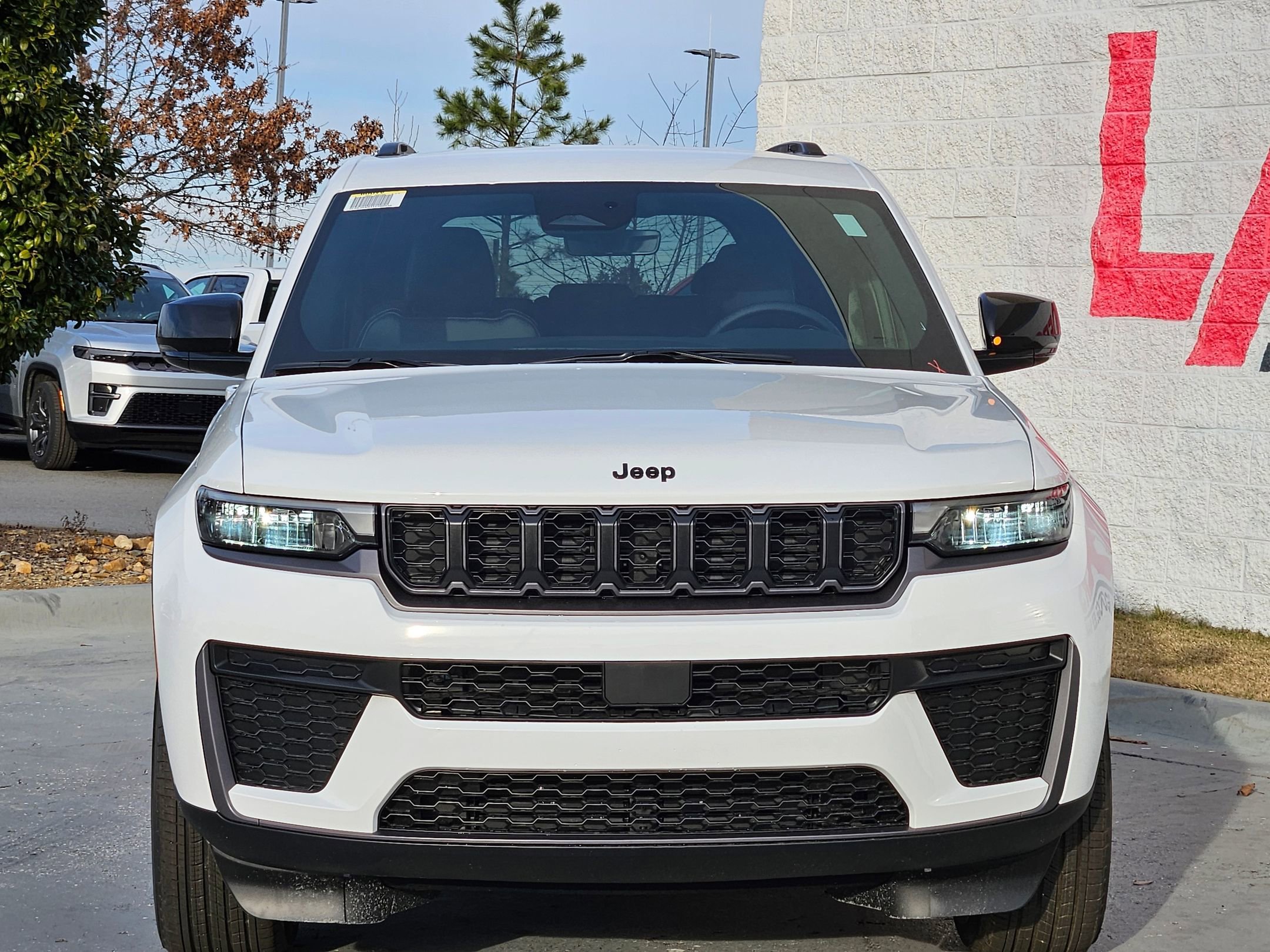 New 2026 Jeep Grand Cherokee Altitude AWD/4WD image 2