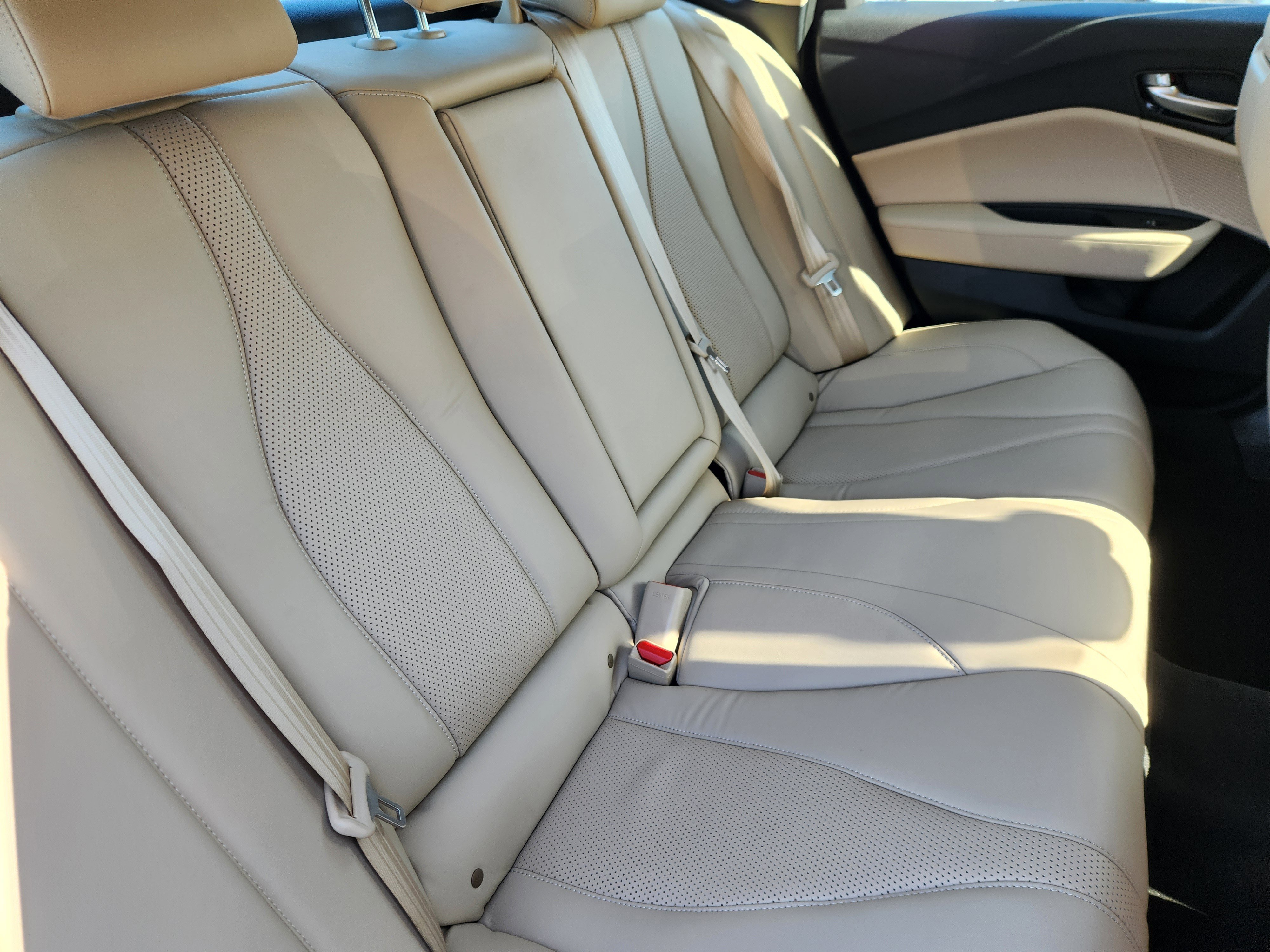 Certified 2025 Acura TLX w/ Technology Package image 17