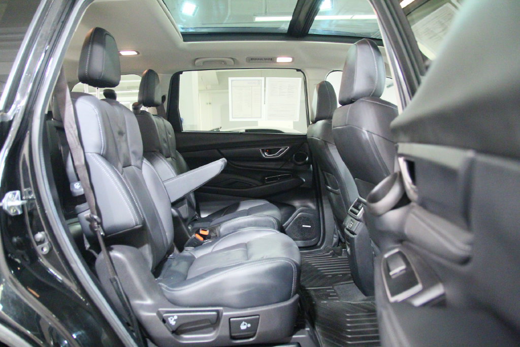 Used 2024 Subaru Ascent Limited w/ Technology Package AWD/4WD image 22
