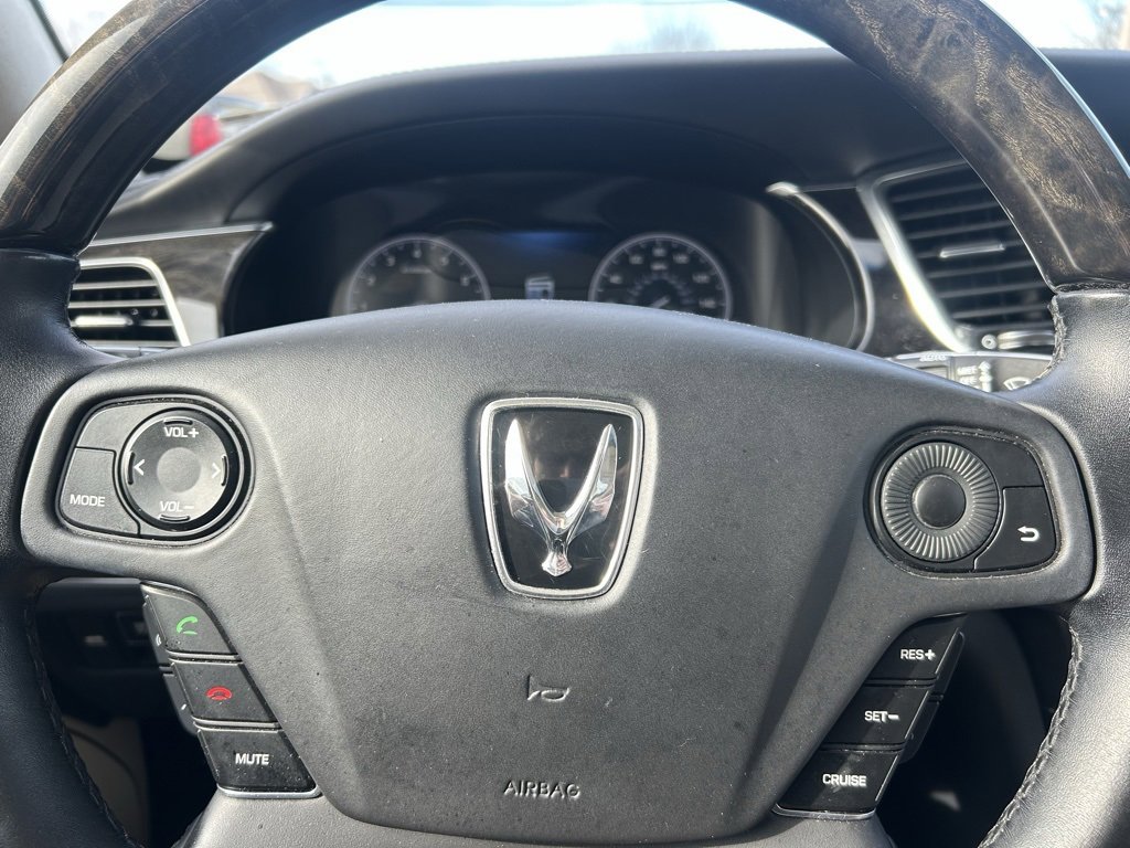 Used 2016 Hyundai Equus Ultimate image 14