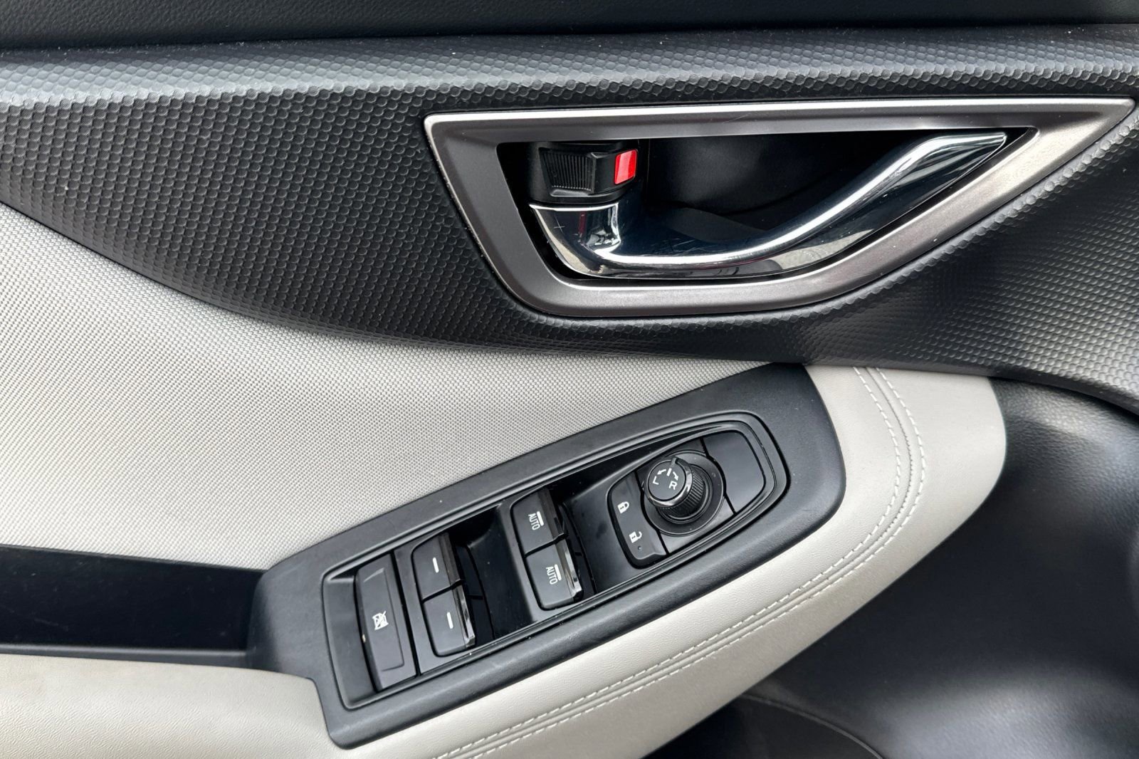 Certified 2023 Subaru Forester Premium AWD/4WD image 13