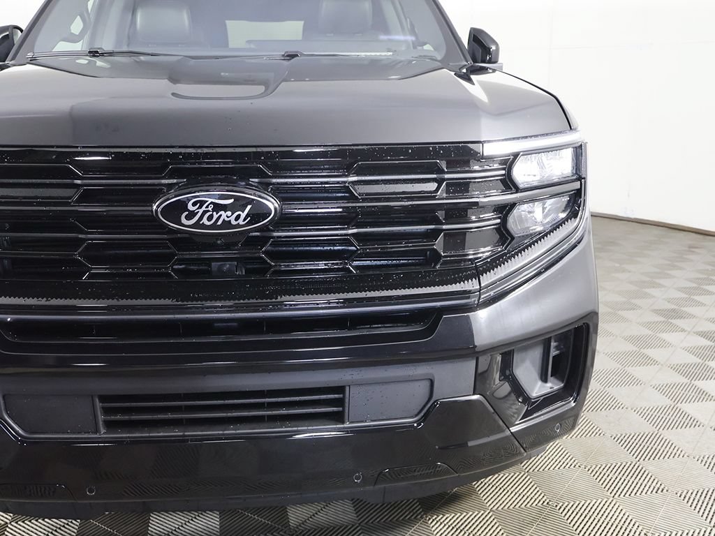 Used 2025 Ford Expedition Max Platinum w/ Stealth Performance Package AWD/4WD image 16
