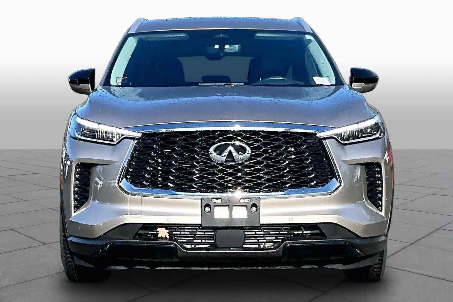 Used 2025 INFINITI QX60 Luxe w/ Vision Package AWD/4WD image 4