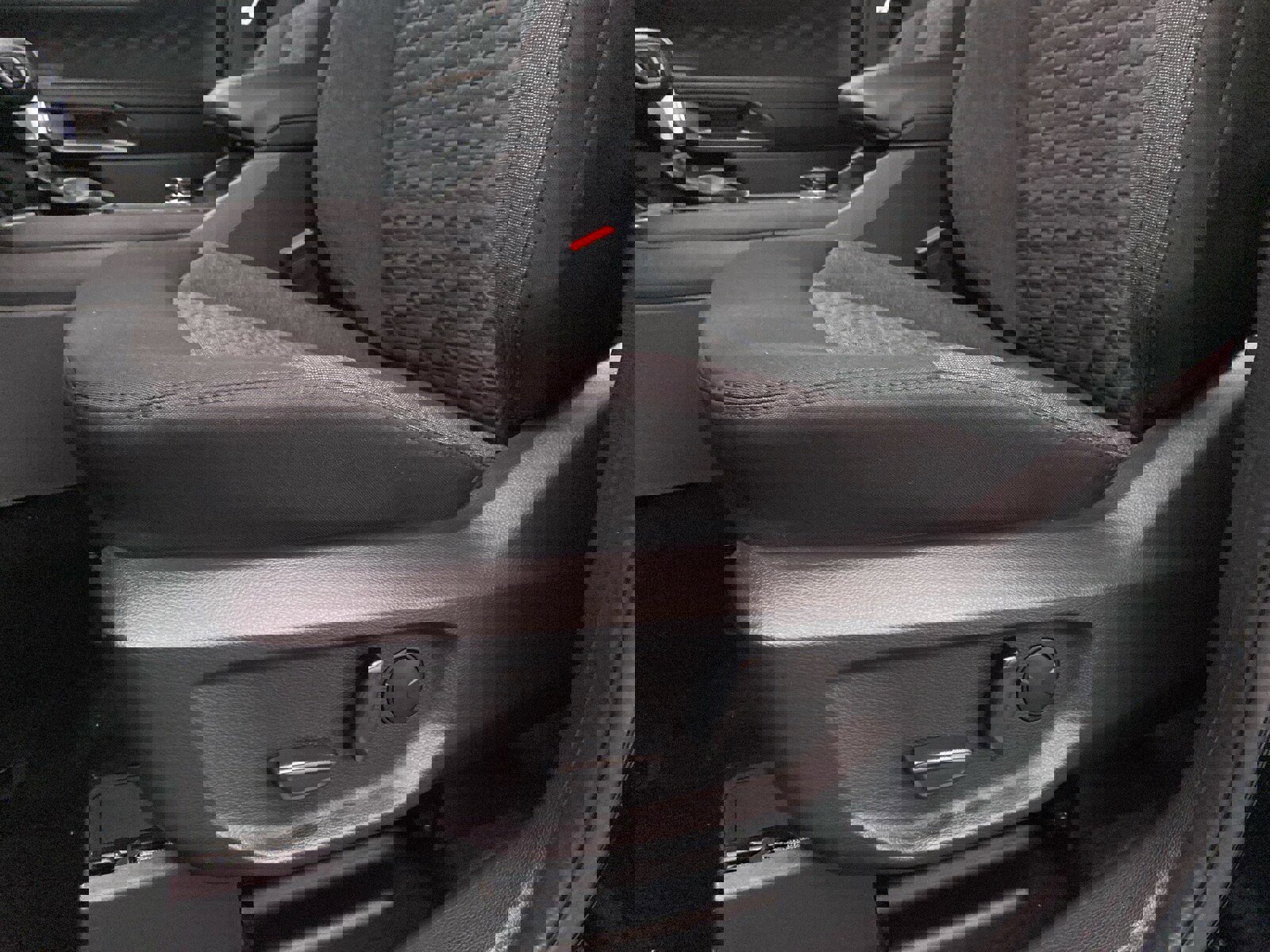 New 2025 Ford Ranger XLT w/ Equipment Group 301A High image 16