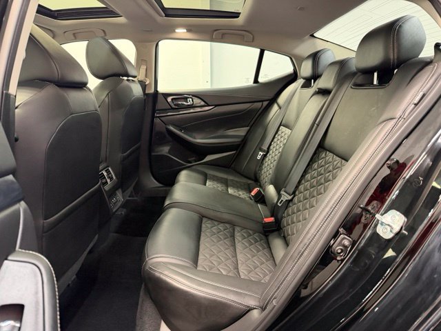 Used 2020 Nissan Maxima Platinum FWD image 24