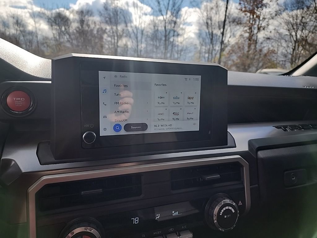 Used 2025 Toyota Tacoma TRD Off-Road image 22