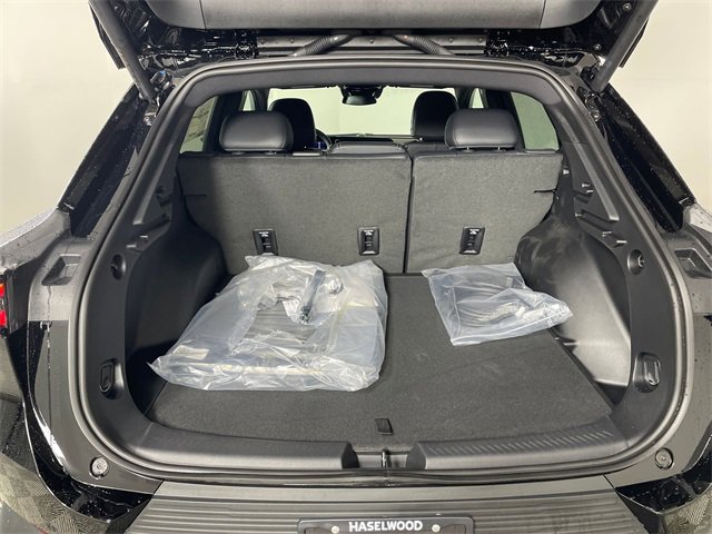 New 2026 Chevrolet Equinox EV LT image 16