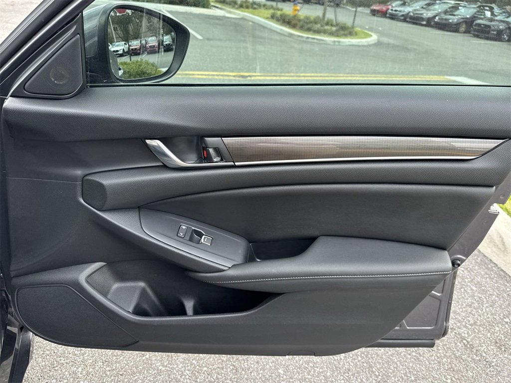 Used 2019 Honda Accord Sport image 44