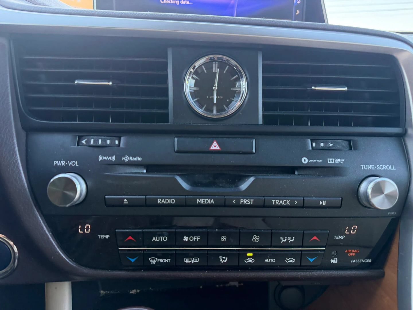 Used 2017 Lexus RX 450h AWD image 23