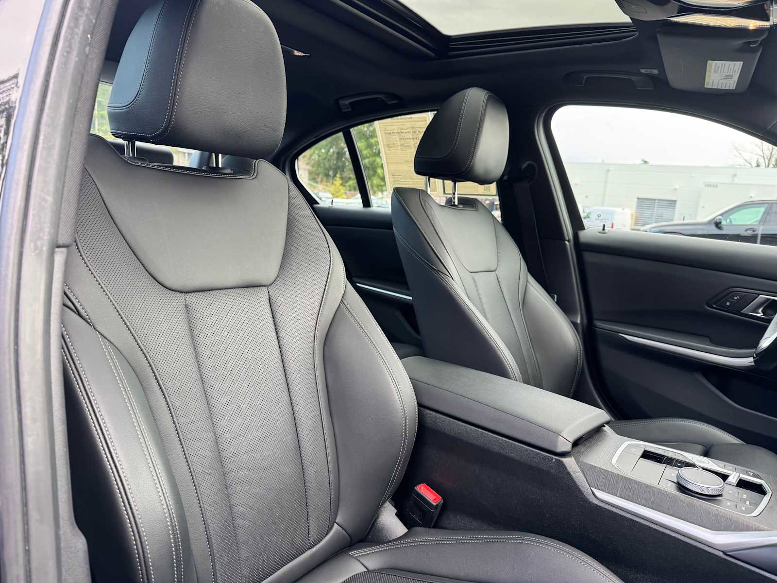 Used 2024 BMW 330i xDrive 330i xDrive image 11