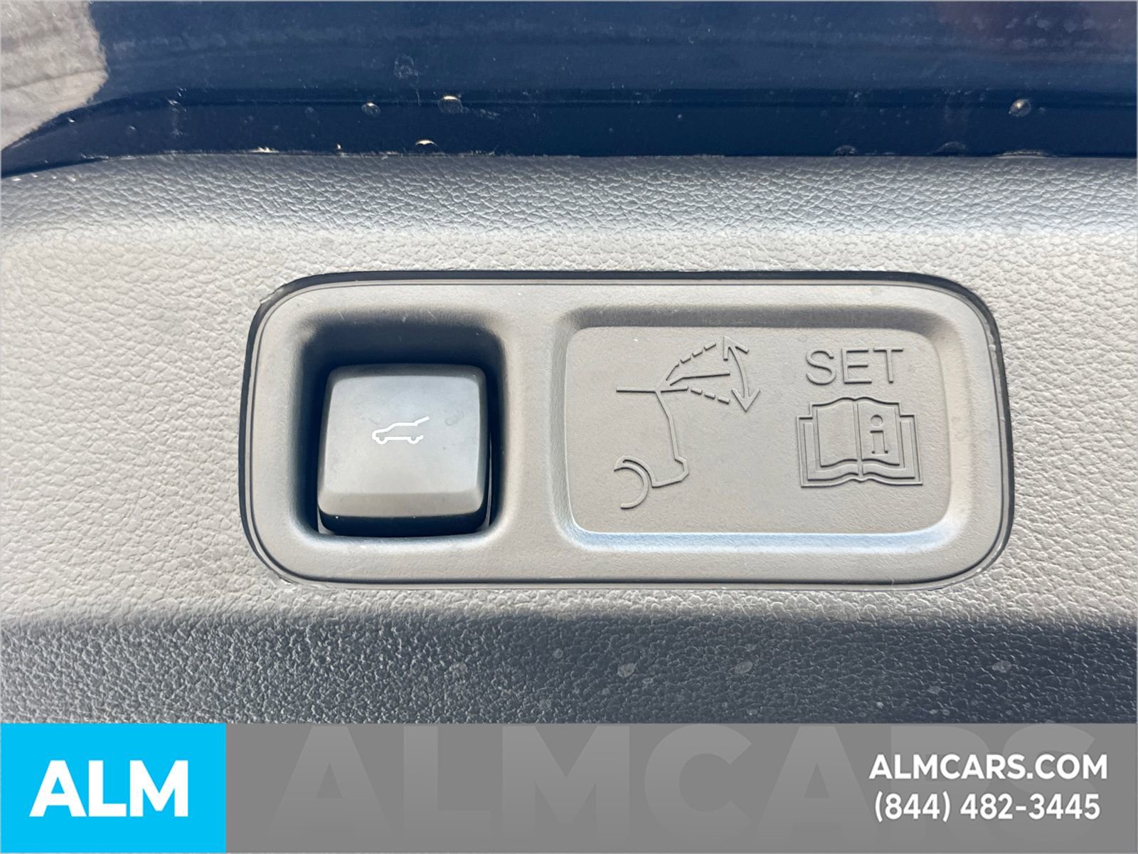 Used 2024 Lincoln Navigator Reserve w/ Monochromatic Package image 24