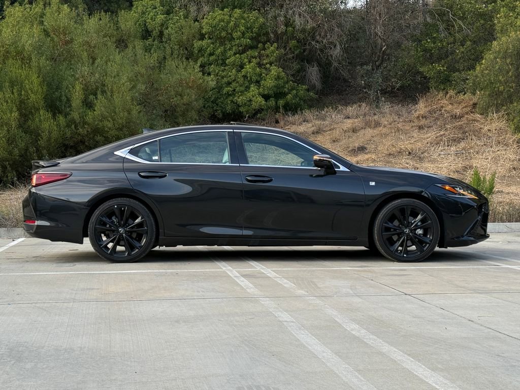 Certified 2024 Lexus ES 300h F Sport w/ Accessory Package (Z1) FWD image 8