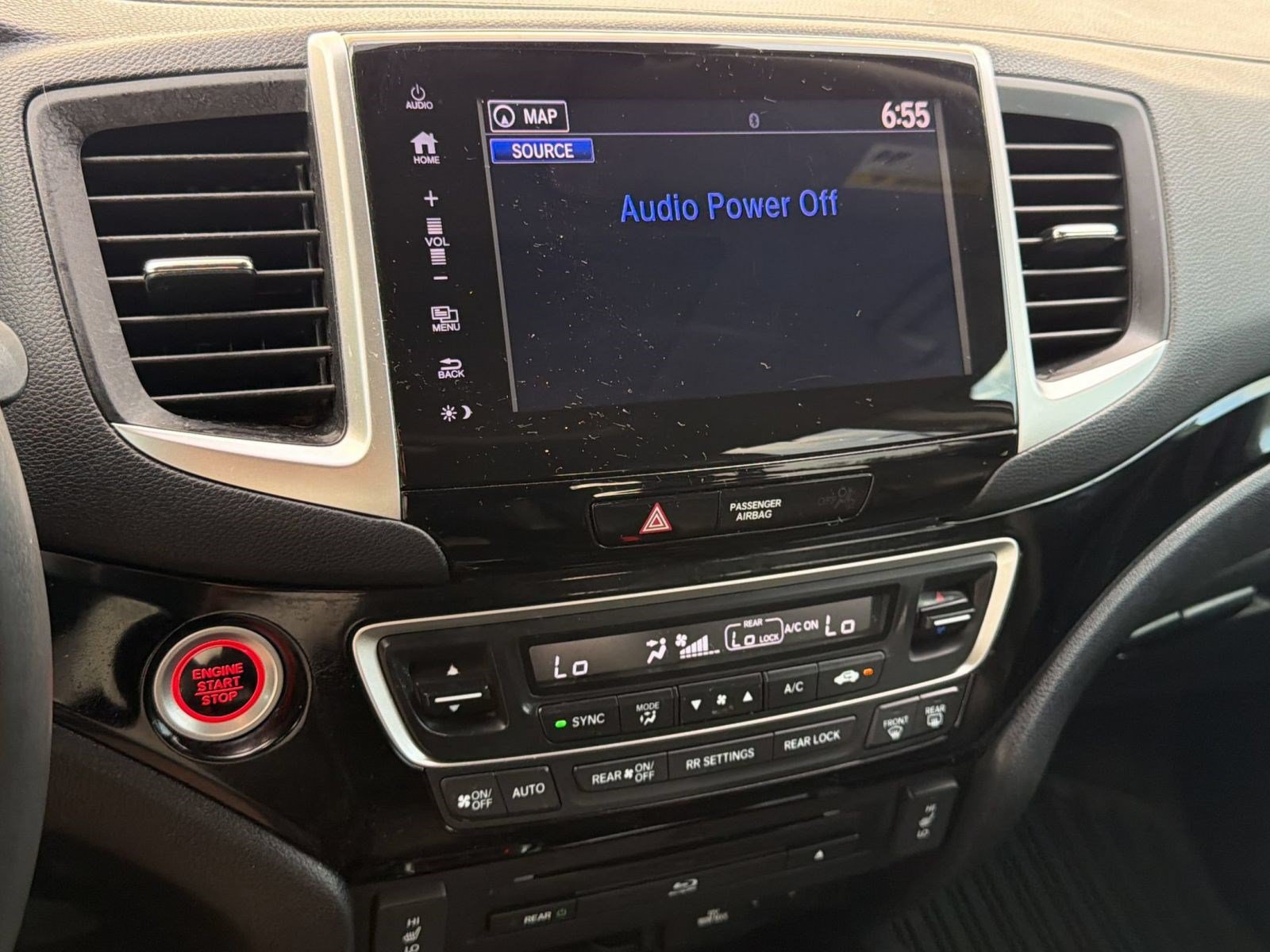 Used 2018 Honda Pilot Touring image 20