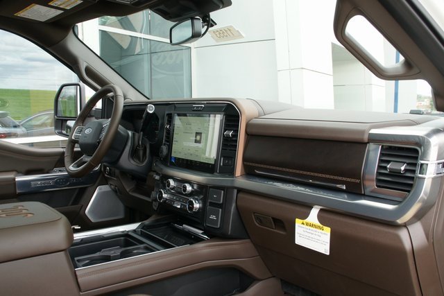 New 2025 Ford F250 King Ranch w/ Chrome Package image 46