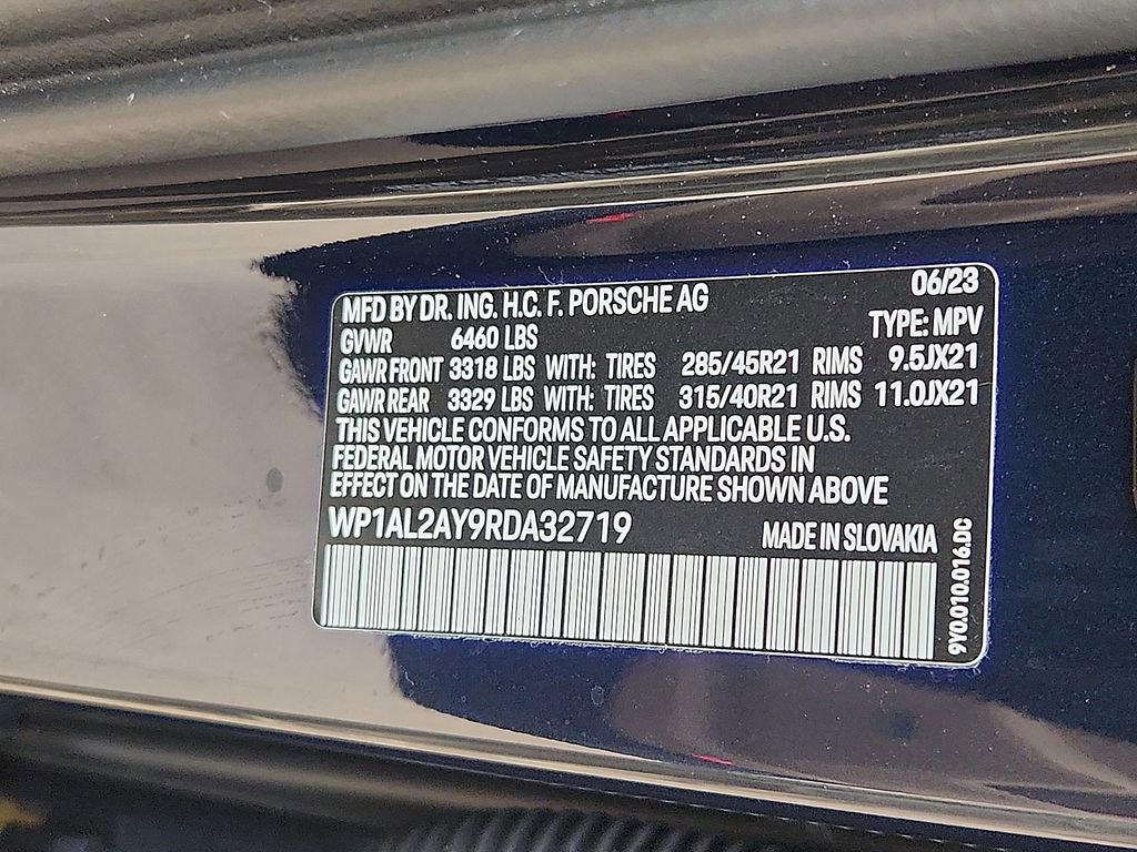 Certified 2024 Porsche Cayenne S image 26