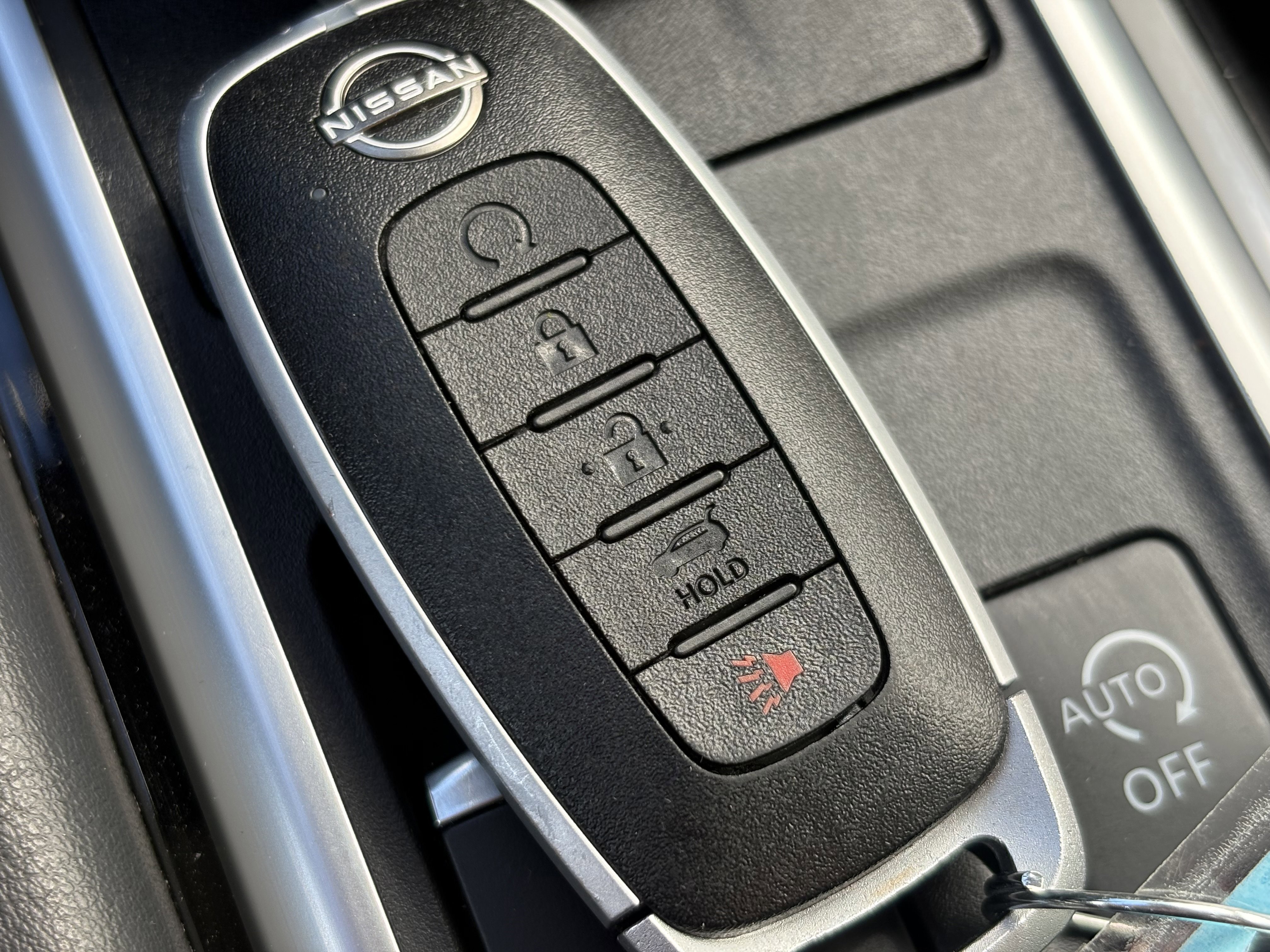 Used 2023 Nissan Pathfinder Platinum w/ Lighting Package (N93) AWD/4WD image 36