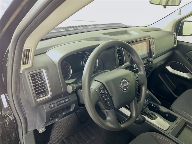 Used 2022 Nissan Frontier SV image 10