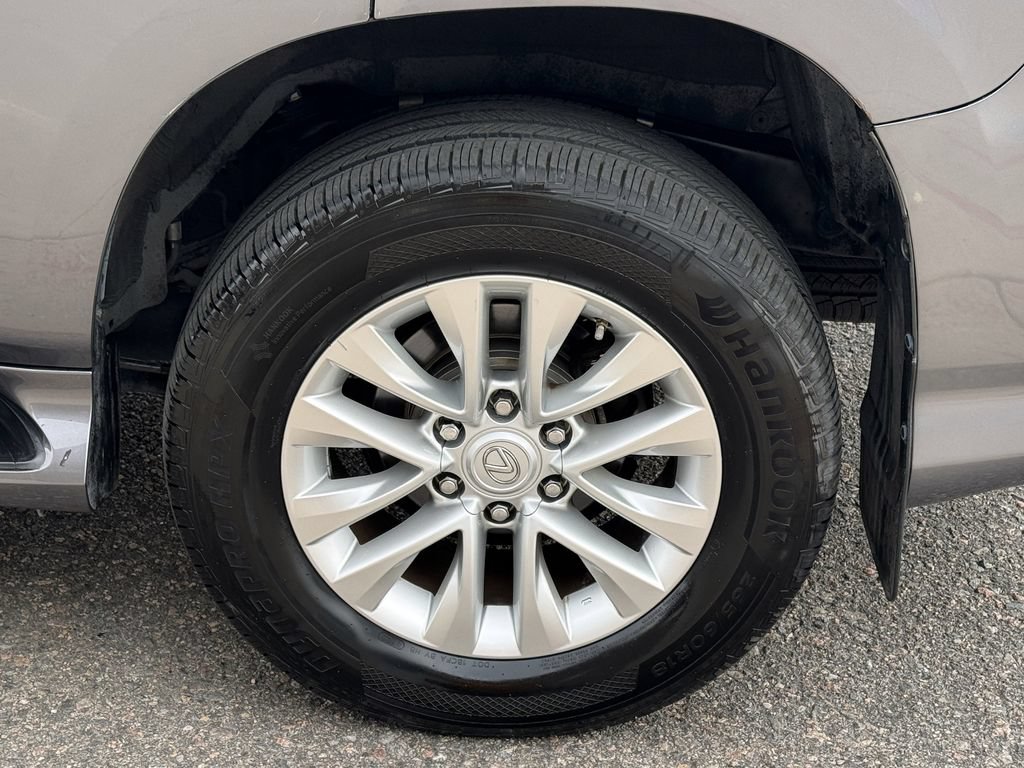 Used 2019 Lexus GX 460 Premium AWD/4WD image 13