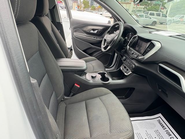 Used 2023 GMC Terrain SLE image 16