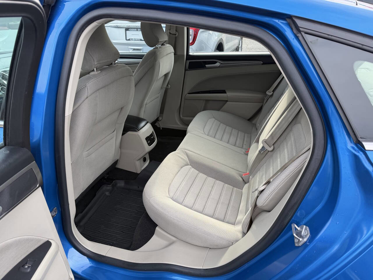 Used 2019 Ford Fusion SE image 13