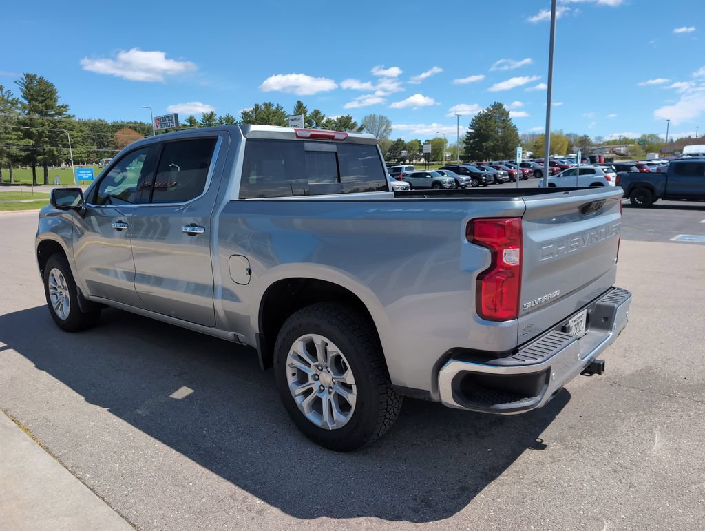 Used 2025 Chevrolet Silverado 1500 LTZ w/ LTZ Convenience Package II AWD/4WD image 6