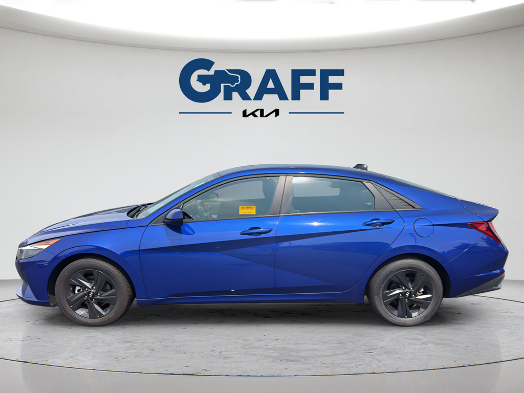 Used 2023 Hyundai Elantra SEL w/ Cargo Package FWD image 4