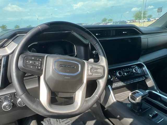 Used 2025 GMC Sierra 1500 Denali AWD/4WD image 8